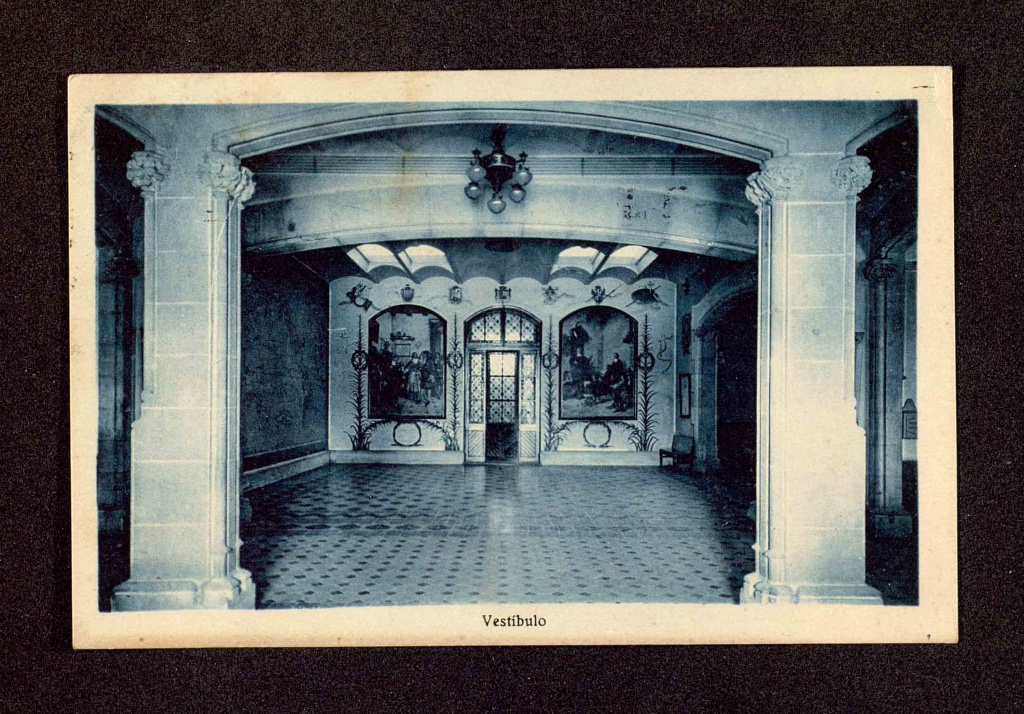 Colegio de Ntra. Sra. De la Bonanova, vestíbulo, 1932.