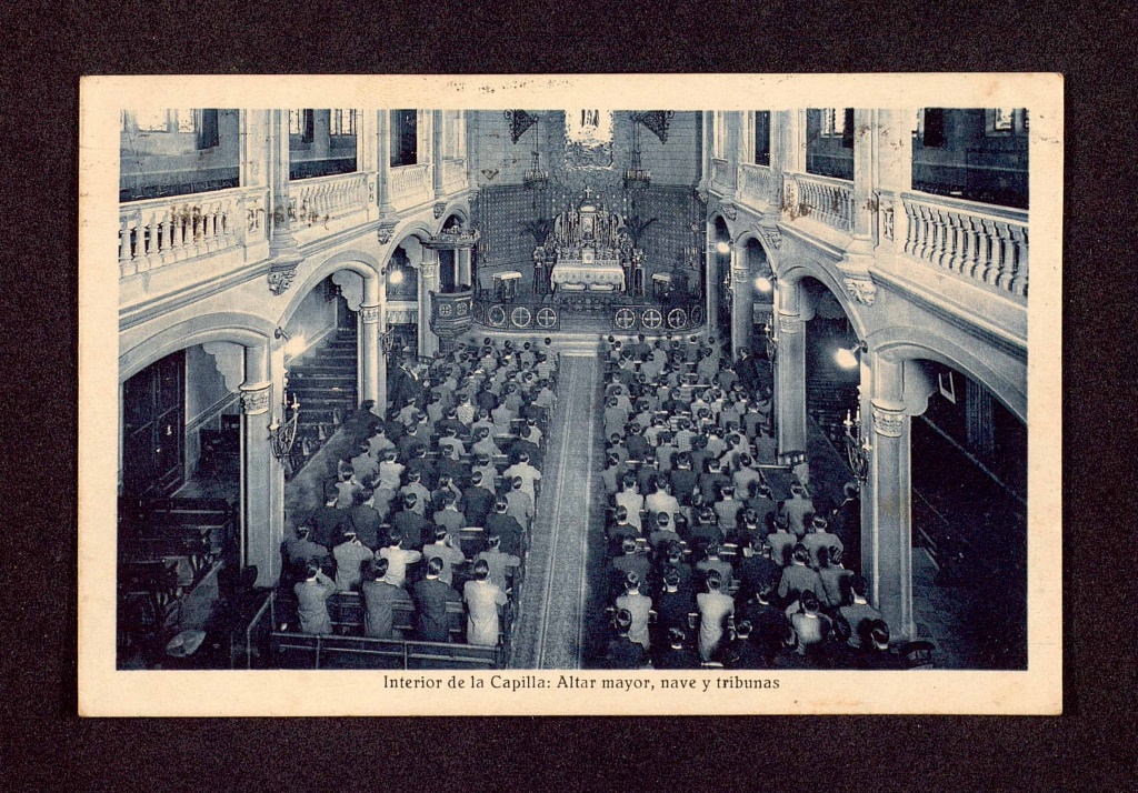 Colegio de Ntra. Sra. De la Bonanova, interior de la capilla: altar mayor, nave y tribunas, 1933.