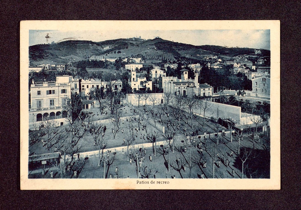 Colegio de Ntra. Sra. De la Bonanova, patios de recreo, 1933.