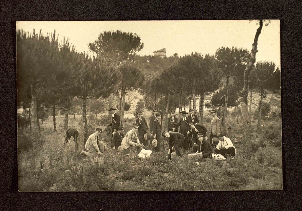 Bonanova School Students collecting plants with Brother Sennen, 1920.