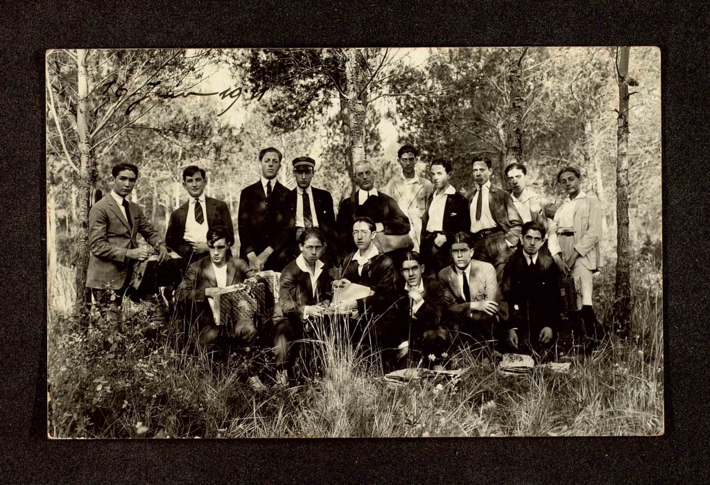 Bonanova School Students collecting plants with Brother Sennen, 1921.