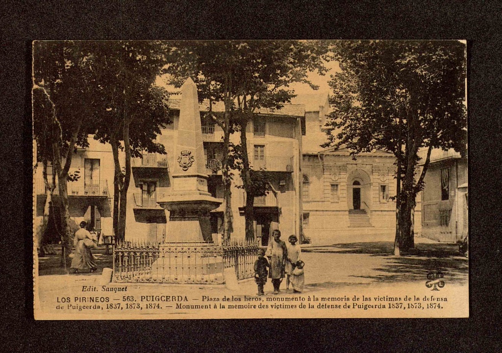 Puigcerdà, Plaza de los Héroes, 1913.