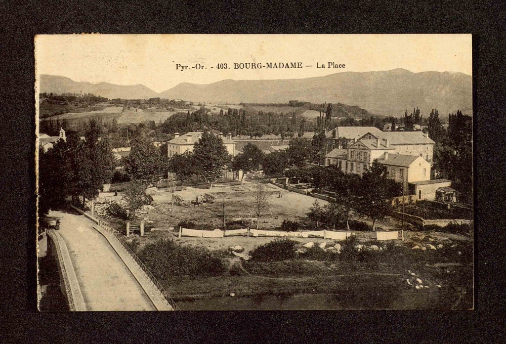 Bourg-Madame, Square, 1926.